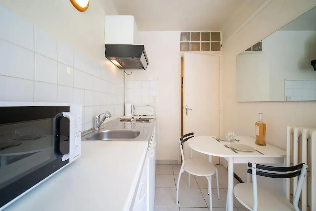 Appartement Le Figuier Air-Conditioned Studio And Swimmin à Marseille